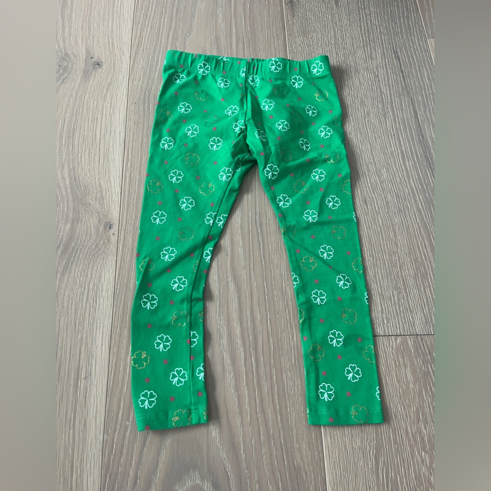 George. Girls size 5T pants. St. Patrick’s day. EUC